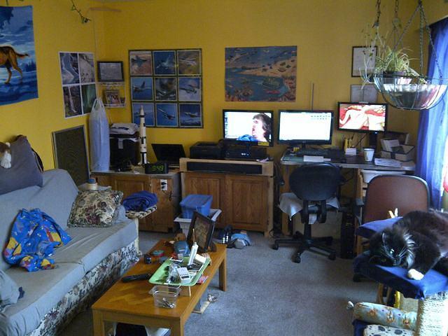 North Vancouver 2-20121104-00021